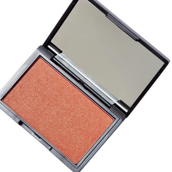 Phase Zero Making Moves Blusher - Picture 2 of 2